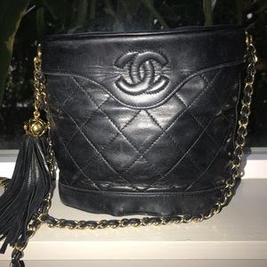 100 percent authentic chanel bucket small